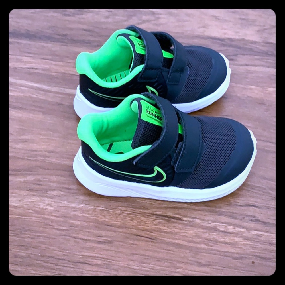❣️Brand new toddler Nike shoes❣️